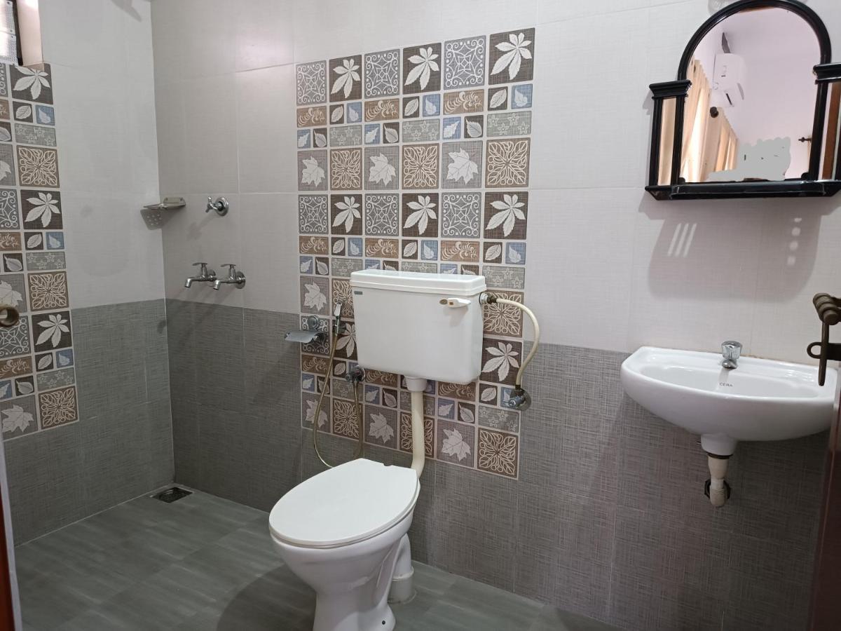Prakriti Homestay Fortkochi Air Conditioned Rooms מראה חיצוני תמונה